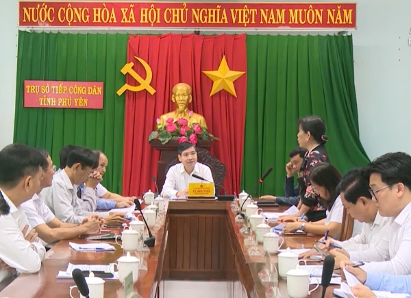 Hình ảnh cho bài viết Đồng chí Chủ tịch UBND tỉnh Phú Yên tiếp công dân định kỳ tháng 11/2024